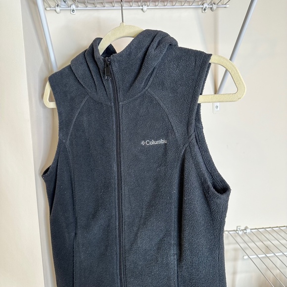 Columbia Fleece Hooded Vest - Picture 2 of 4